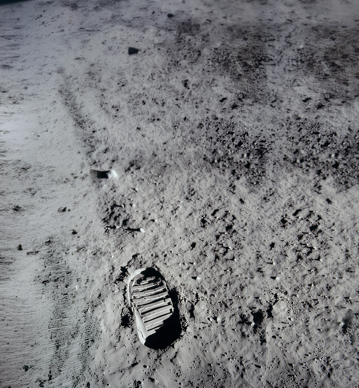 Apollo 11 — Superficie Lunar / NASA